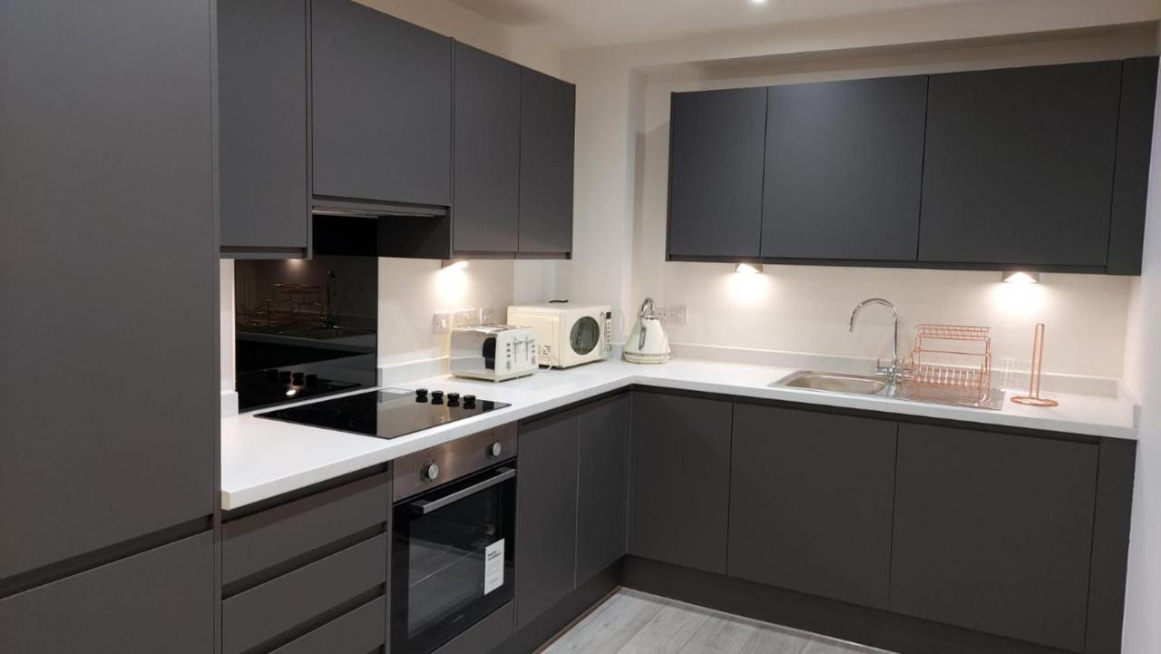 Charming 1-Bed Villa In Liverpool Kültér fotó