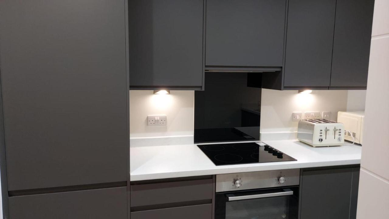 Charming 1-Bed Villa In Liverpool Kültér fotó